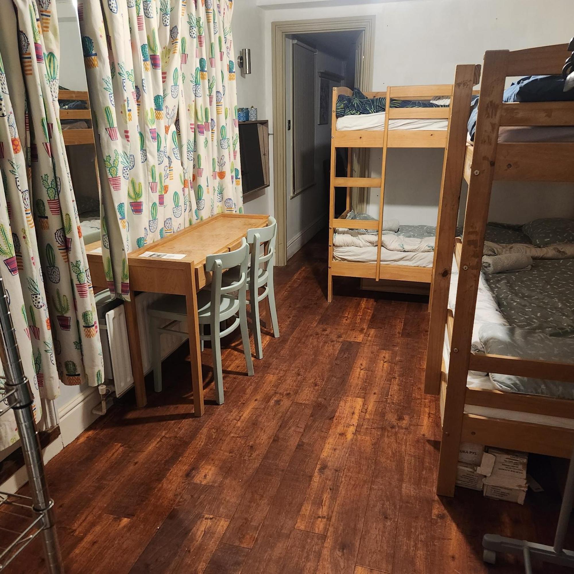 Apartemen Great Self-contained Flat *