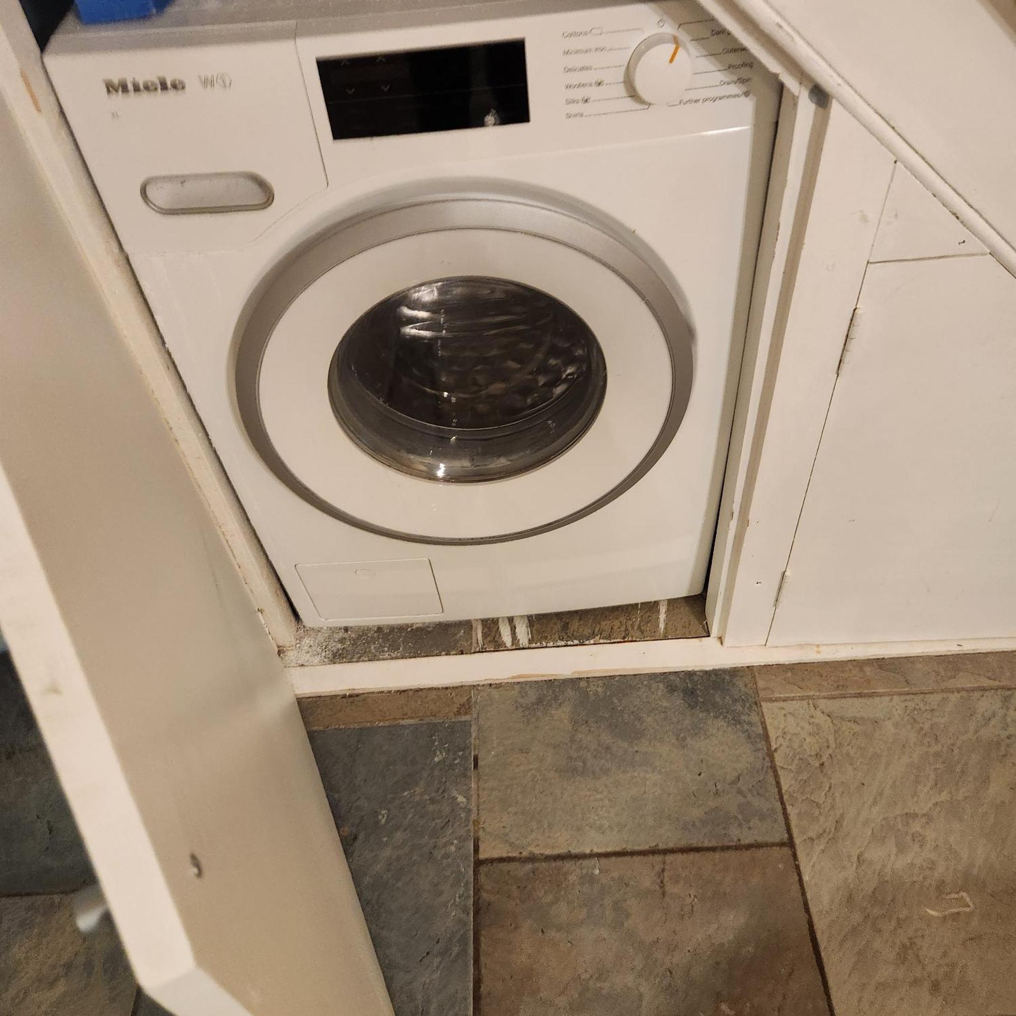 Great Self-contained Flat Apartemen